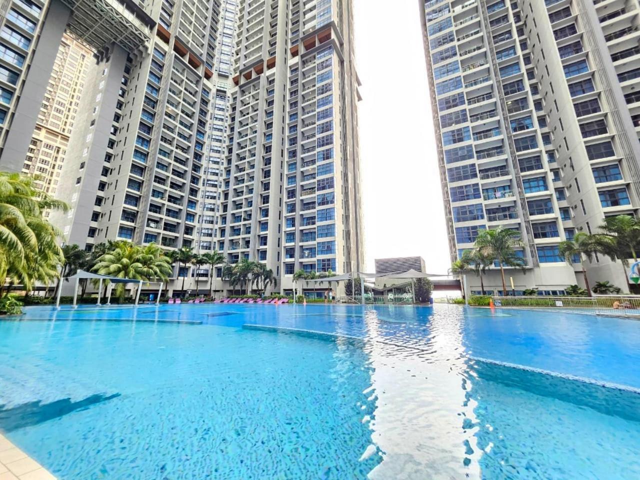 Pangsapuri Penthouse Atlantis 12 Pax Malacca